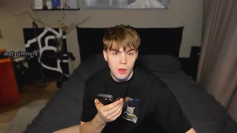 Simon online show from 3, 12, 2025