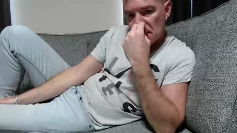 Snapshot of simplelife0 chatting on 8, 11, 2025 Ricky online show from 8, 11, 2025