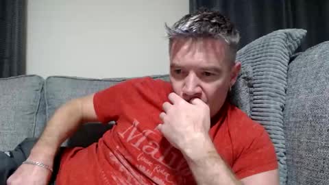 Snapshot of simplelife0 chatting on 16, 11, 2025 Ricky online show from 16, 11, 2025