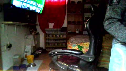 Snapshot of simplylovly chatting on 1, 11, 2025 simplylovly online show from 1, 11, 2025