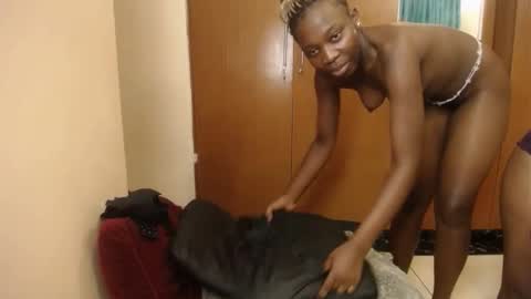 Elsie  online show from 18, 3, 2026