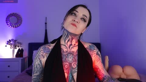 Ms. Sindel online show from 20, 1, 2025