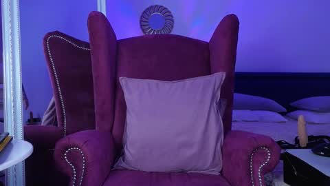 Ms. Sindel online show from 9, 3, 2025