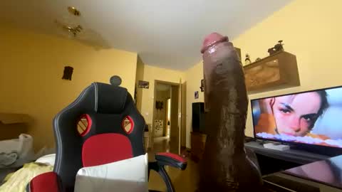 SindyCross online show from 5, 12, 2025