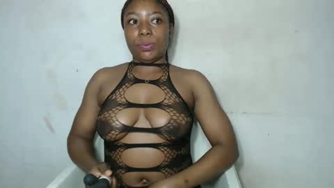 sinfulbicth online show from 18, 9, 2025