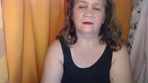 Snapshot of single_momma68 chatting on 26, 11, 2025 Single momma68 online show from 26, 11, 2025