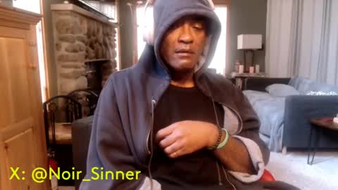 Snapshot of sinnernoir chatting on 12, 10, 2025 My Name Is..............................John online show from 12, 10, 2025