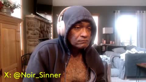 Snapshot of sinnernoir chatting on 13, 10, 2025 My Name Is..............................John online show from 13, 10, 2025