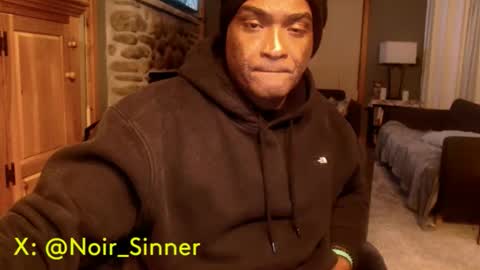 Snapshot of sinnernoir chatting on 29, 10, 2025 My Name Is..............................John online show from 29, 10, 2025