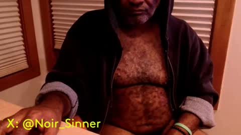 Snapshot of sinnernoir chatting on 5, 11, 2025 My Name Is..............................John online show from 5, 11, 2025