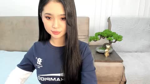 Snapshot of sinsemillaa chatting on 7, 12, 2024 Ellie online show from 7, 12, 2024