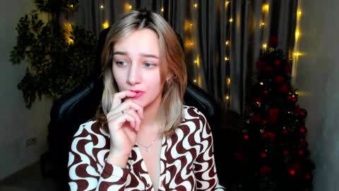 Sinty Noria online show from 28, 12, 2024