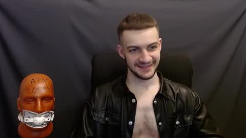 Snapshot of sir_damien chatting on 6, 12, 2024 Sir Damien online show from 6, 12, 2024