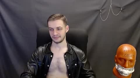 Snapshot of sir_damien chatting on 4, 2, 2025 Sir Damien online show from 4, 2, 2025