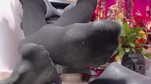 only foot                         worshipers here online show from 6, 1, 2025