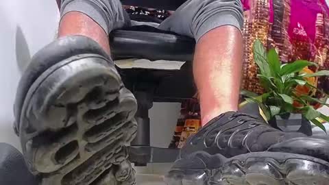 only foot                         worshipers here online show from 7, 1, 2025
