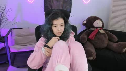 Snapshot of sirenmystique chatting on 7, 3, 2026 Si online show from 7, 3, 2026