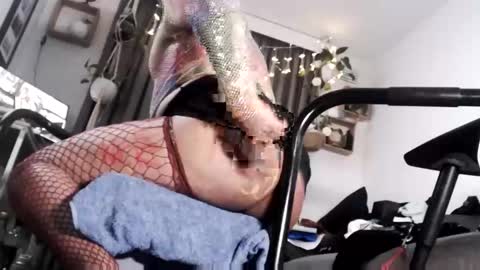 RESPONDS WELL TO ... online show from 3, 2, 2026