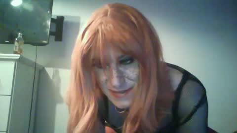 Snapshot of sissysara4fun chatting on 14, 9, 2025 I messy facials online show from 14, 9, 2025