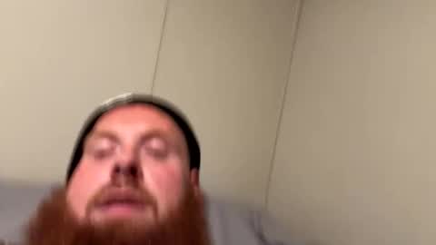 Snapshot of sitonmybeardinsouthcarolina chatting on 28, 10, 2025 sitonmybeardinsouthcarolina online show from 28, 10, 2025