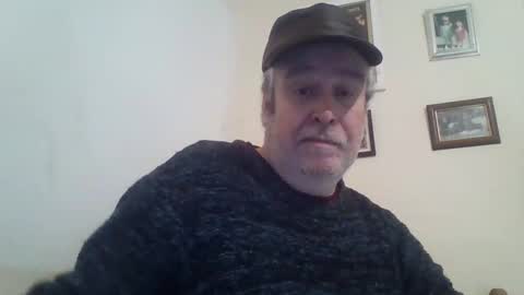 Snapshot of sizemick_u235 chatting on 6, 1, 2025 Mickey B online show from 6, 1, 2025