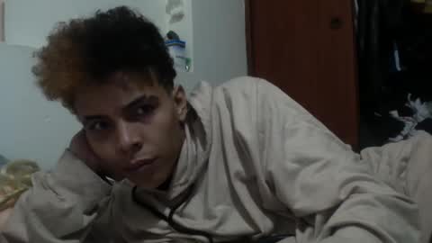 skady_coronado online show from 11, 2, 2025