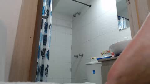 Snapshot of skarlet_adams chatting on 10, 12, 2024 Alice online show from 10, 12, 2024