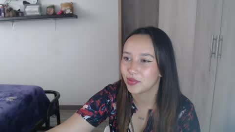 Snapshot of skarlet_adams chatting on 26, 12, 2024 Alice online show from 26, 12, 2024