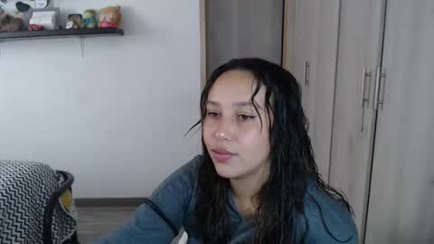 Snapshot of skarlet_adams chatting on 10, 1, 2025 Alice online show from 10, 1, 2025