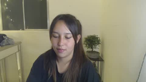 Snapshot of skarlet_adams chatting on 21, 1, 2025 Alice online show from 21, 1, 2025