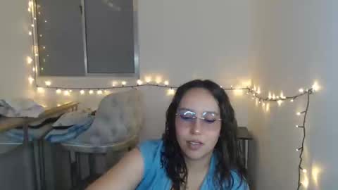 Snapshot of skarlet_adams chatting on 3, 2, 2025 Alice online show from 3, 2, 2025