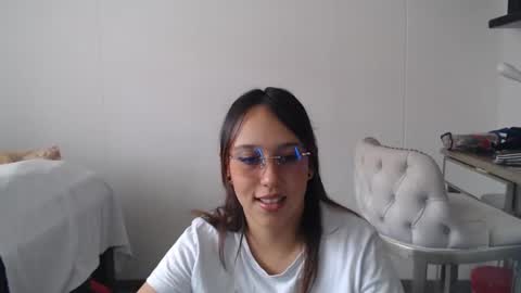Snapshot of skarlet_adams chatting on 10, 2, 2025 Alice online show from 10, 2, 2025