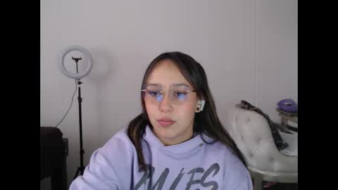 Snapshot of skarlet_adams chatting on 9, 3, 2025 Alice online show from 9, 3, 2025