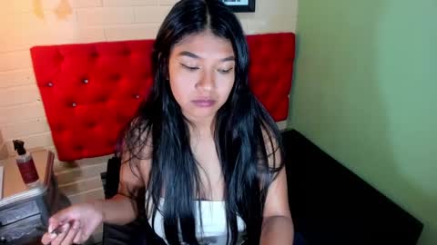 Skarlet online show from 12, 3, 2025
