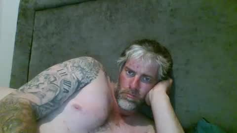 Snapshot of skataz89999 chatting on 17, 11, 2025 AJAY online show from 17, 11, 2025