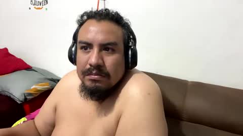 Snapshot of skinhell chatting on 6, 12, 2024 Elias online show from 6, 12, 2024