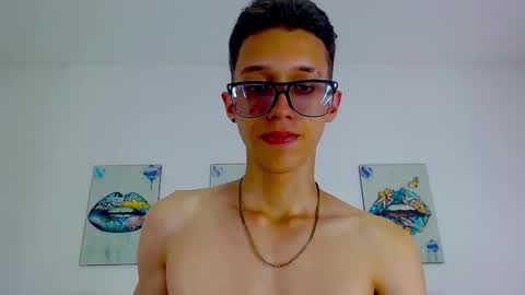 Snapshot of skinny_bigcock20 chatting on 27, 2, 2025 skinny_bigcock20 online show from 27, 2, 2025