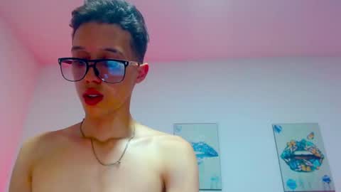 Snapshot of skinny_bigcock20 chatting on 4, 3, 2025 skinny_bigcock20 online show from 4, 3, 2025