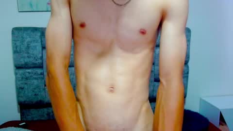 Snapshot of skinny_bigcock20 chatting on 7, 3, 2025 skinny_bigcock20 online show from 7, 3, 2025