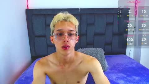 Snapshot of skinny_bigcock20 chatting on 2, 10, 2025 skinny_bigcock20 online show from 2, 10, 2025