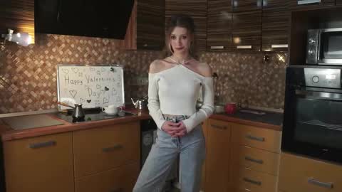 Snapshot of skinny_eve chatting on 14, 2, 2025 Emily online show from 14, 2, 2025