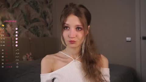 Snapshot of skinny_eve chatting on 12, 3, 2025 Emily online show from 12, 3, 2025