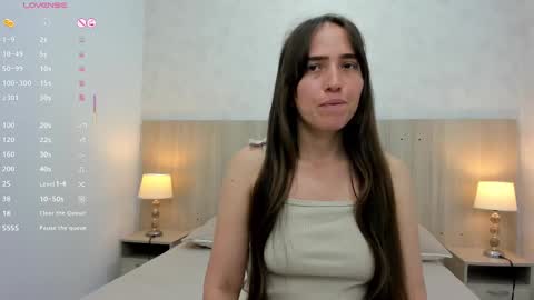 Snapshot of skinny_susana chatting on 24, 10, 2025 online show from 24, 10, 2025