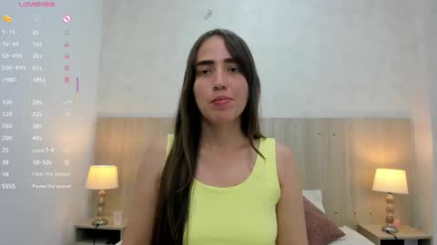 Snapshot of skinny_susana chatting on 6, 11, 2025 online show from 6, 11, 2025