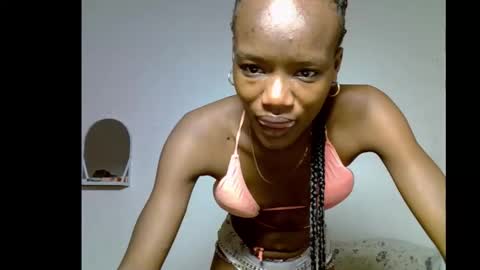 Linda independent model online show from 11, 1, 2026