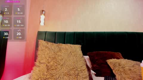 Snapshot of skinnydoll_1 chatting on 12, 12, 2024 Mila online show from 12, 12, 2024