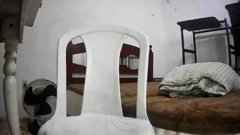 Skinny Latin Man online show from 31, 10, 2025