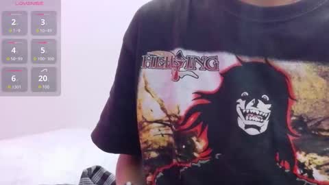 Snapshot of skinnyneighbour_ chatting on 21, 10, 2025 Karla online show from 21, 10, 2025