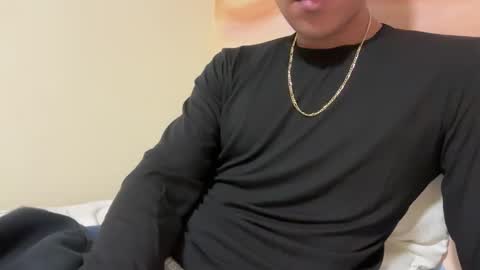 Snapshot of skinnypapi chatting on 9, 11, 2025 papi online show from 9, 11, 2025