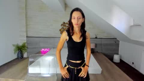 Julia online show from 15, 9, 2025